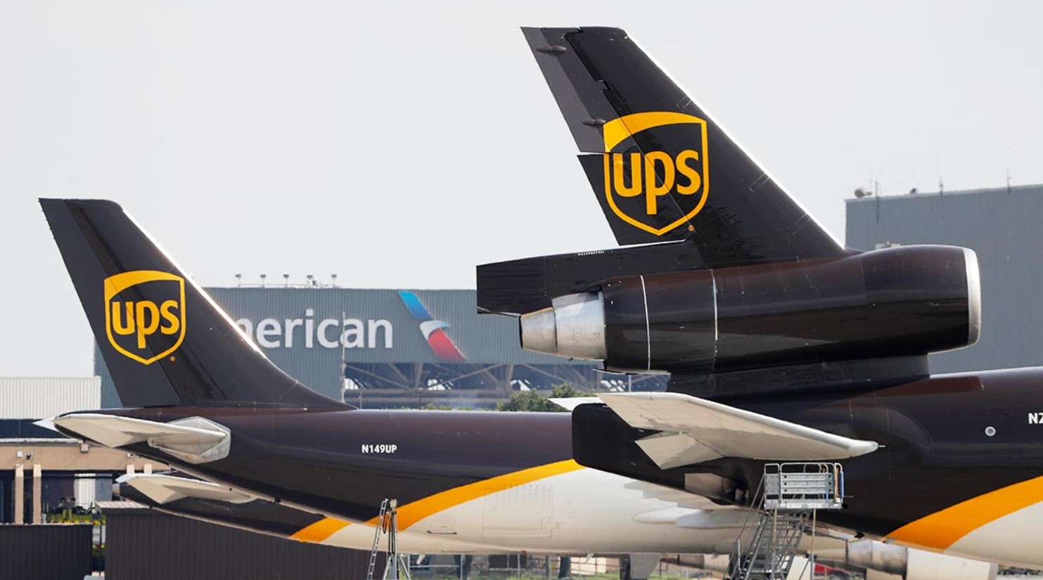 Cước phí vận chuyển hàng hóa tại UPS