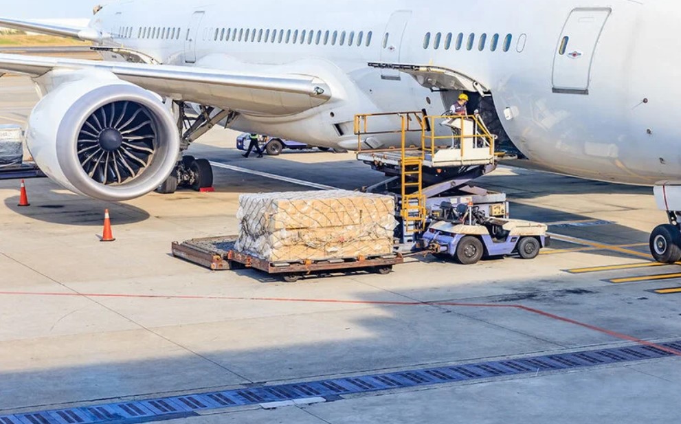 Tìm hiểu phương thức vận chuyển hàng hóa thông qua đường hàng không